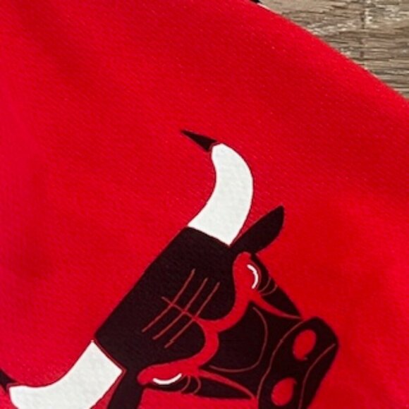 New Chicago NBA Bulls Youth‎ Jersey Boys 8 Button Up Embroidered Basketball NWT - Picture 6 of 11